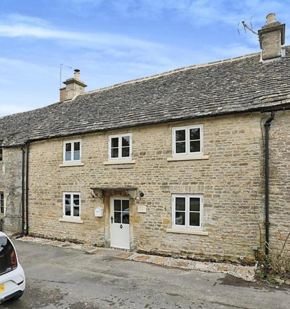 Luxury Cotswold Cottage With Hot Tub In Stow On The Wold! Exterior foto